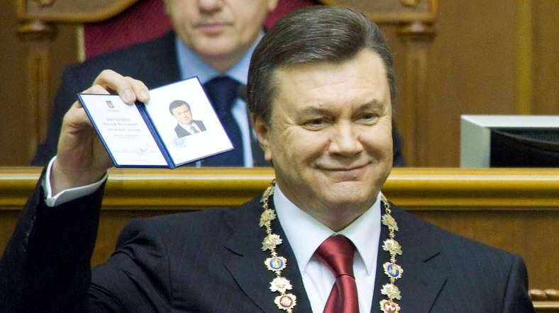 Адвокат заявил о готовности Виктора Януковича вернуться на Украину