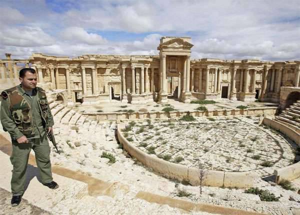 Сводка о боях за Пальмиру: Сирийская армия отбила у боевиков гостиницу "Семирамида", превращённую в командный пункт