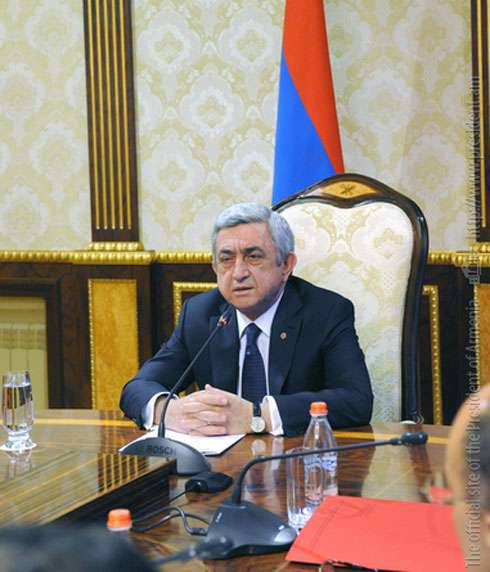 Президент Армении пригрозил в случае разрастания конфликта признать независимость Нагорно-Карабахской Республики