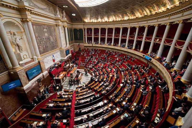 В Национальном собрании Франции (нижняя палата парламента) принята резолюция о необходимости отмены антироссийских санкций