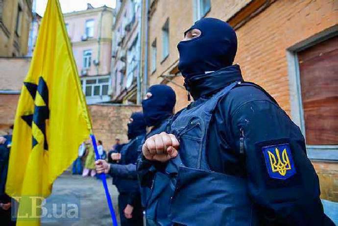 ДНР: Киев планирует избавиться от нацбатальонов, подталкивая их к наступлению в зоне АТО