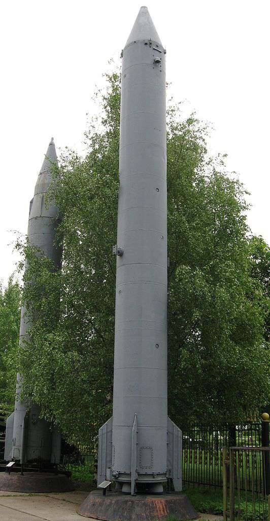Ракетный комплекс Д-4 с баллистической ракетой Р-21