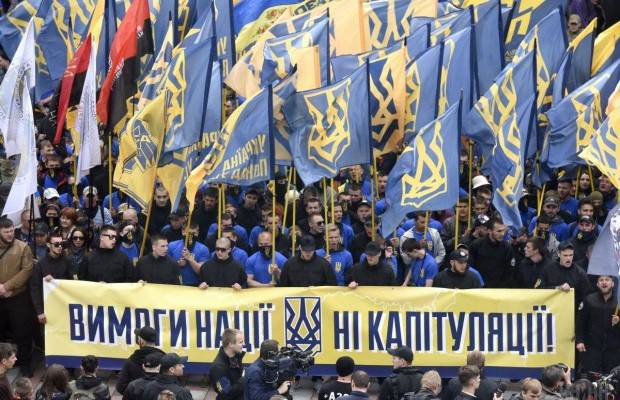 Работа не волк... Многотысячный марш радикалов в центре Киева