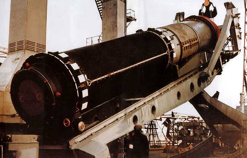 Ракетный комплекс Д-19 с баллистической ракетой Р-39