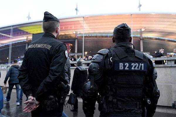 Немецкие спецслужбы: "ИГИЛ берёт под прицел ЧЕ-2016 по футболу"