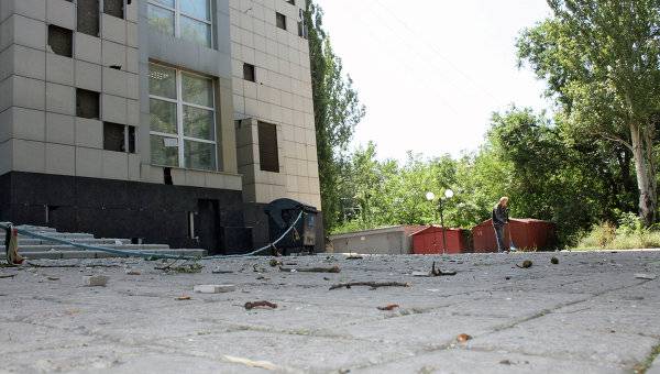 Киевские силовики обстреливают Донецк и Макеевку с использованием орудий калибром 152 мм