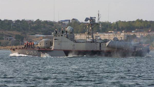 Командир украинского "Азова" о ВМС Украины: Этот потешный флот будет потоплен за 40 минут