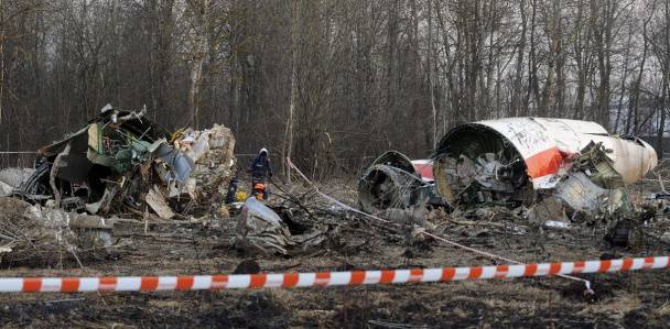 Польская комиссия заявила о вине смоленских диспетчеров в авиакатастрофе 2010 года