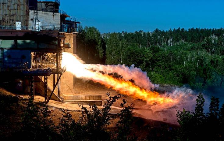 СМИ: Огневые испытания двигателя ракеты «Сармат» успешно завершены