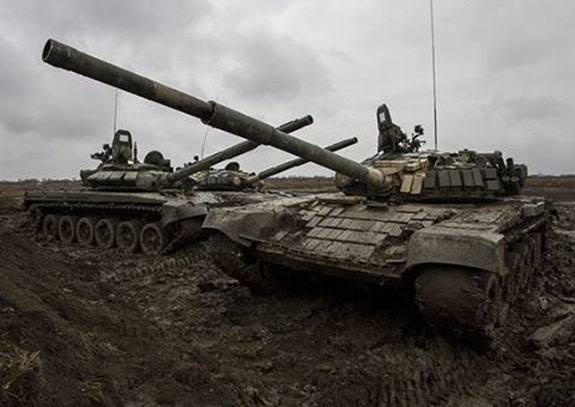 Танковая карусель Т-72Б3 в Чеченской Республике