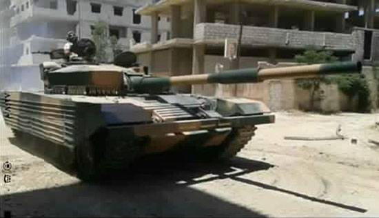 На вооружении 4-й дивизии САР появился необычный вариант танка Т-72