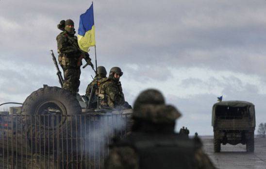СМИ: Под Мариуполем украинский танк раздавил автомобиль с гражданскими лицами