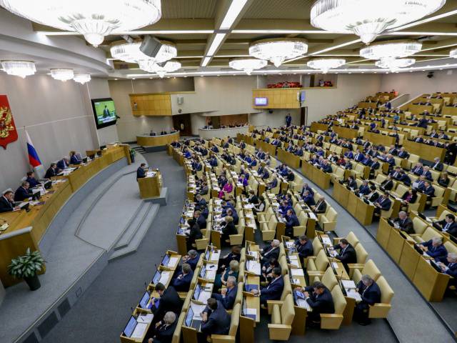 Депутаты Госдумы приняли решение о штрафных санкциях в отношении прогульщиков пленарных заседаний