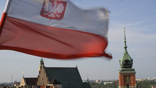 СМИ: бывшее руководство польской контрразведки подозревают в тесных связях с ФСБ