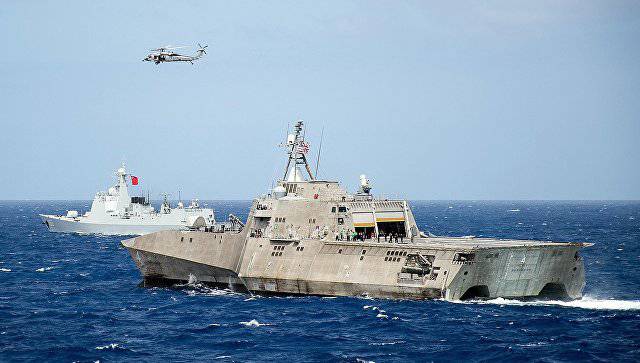 Представителям ВМС США пришлось объясняться в Конгрессе по поводу частых поломок кораблей