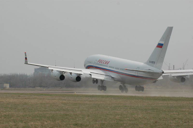 Поврежден президентский Ил-96-300