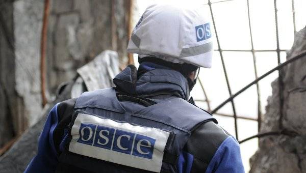 Наблюдатели обнаружили вооружение ВСУ в Донбассе за пределами мест хранения