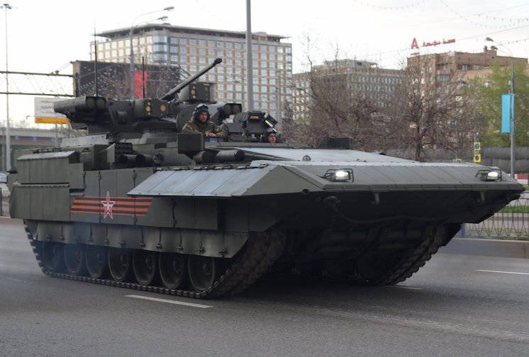 Западный эксперт о боевой машине пехоты Т-15