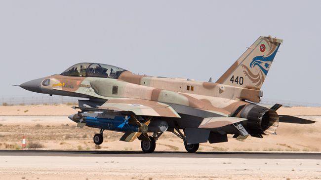 ВВС Израиля нанесли удар по сектору Газа после ракетного обстрела Ашкелона