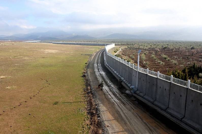 Турция близка к завершению строительства стены на границе с Сирией