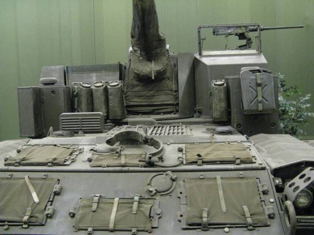 Самоходная артиллерийская установка M44 (США)
