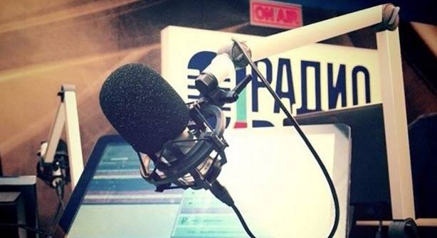В Киеве лишена вещательной лицензии украинская радиостанция "Радио Вести"