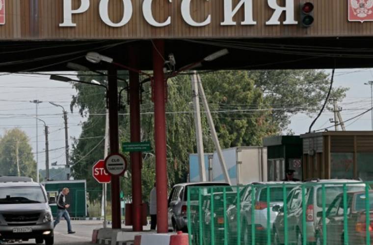 Правительство Молдавии пытается запретить президенту осуществлять поездки в Россию