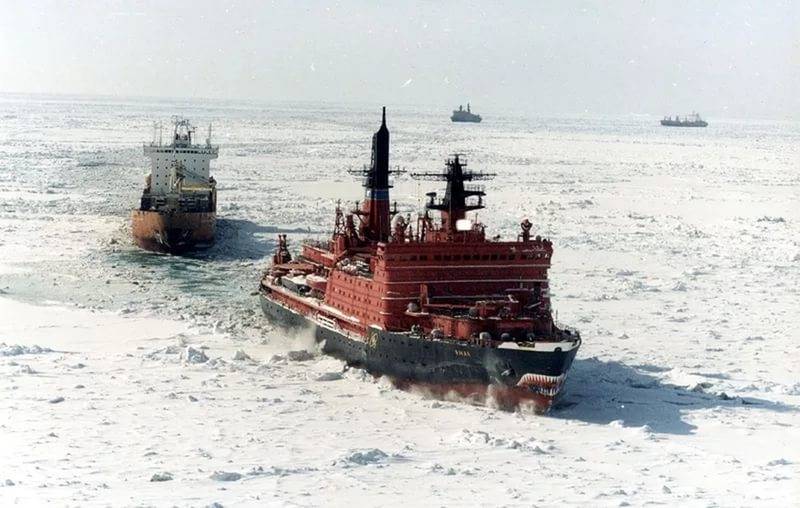 В России консолидируется морской транспорт для обеспечения военного завоза в Арктику и на Курилы