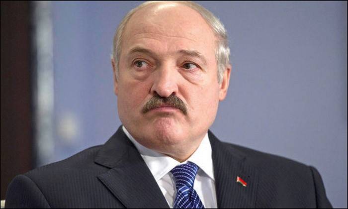 Лукашенко потребовал от военных допустить западных наблюдателей на совместное с Россией учение