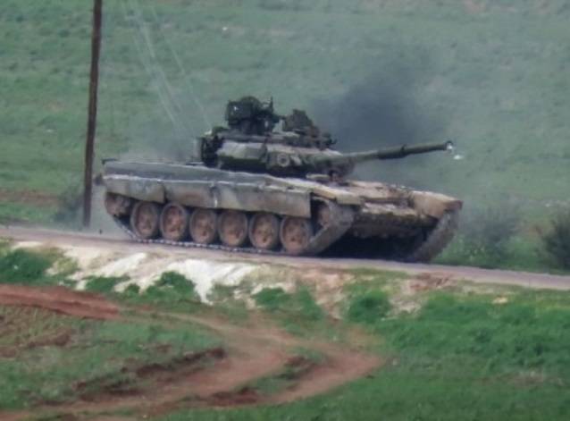 Террористы бросили в бой Т-90, захваченный в районе Алеппо