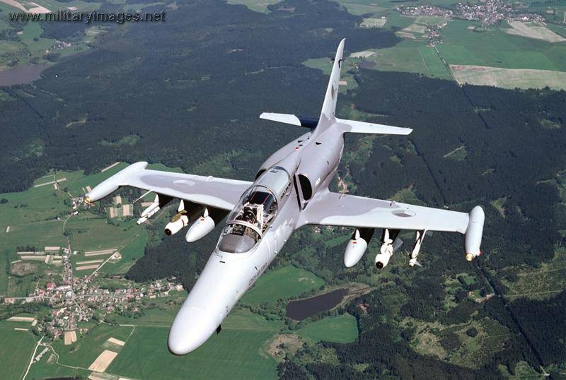 Чехия возобновляет производство учебно-боевых самолетов L-159 ALKA