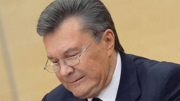 Захарченко предлагает внести Януковича и Азарова в список невъездных в ДНР