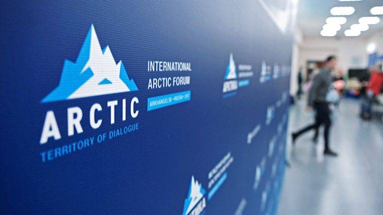 Арктический форум: территория диалога и двойных стандартов