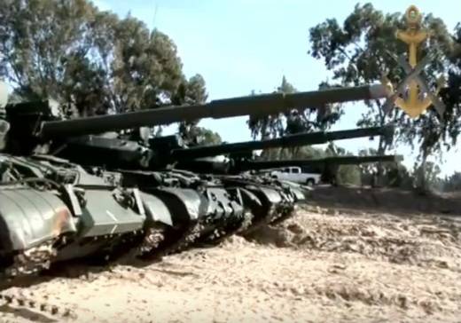 Морским коммандос Сирии поставлены Т-62М и БМП-1