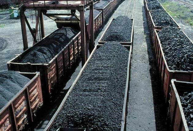 Порошенко хочет отнять уголь у республик Донбасса