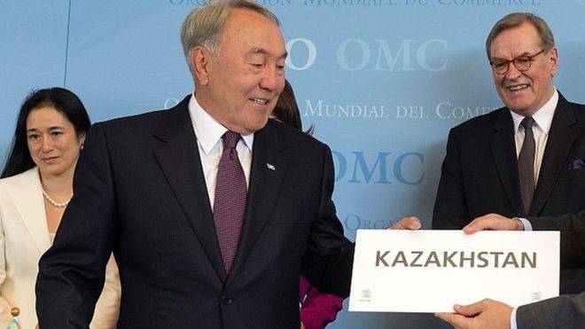 Назарбаев распорядился перевести казахский язык на латиницу