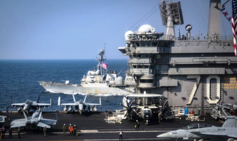 ВМС Южной Кореи проведут учение с американским авианосцем в конце недели