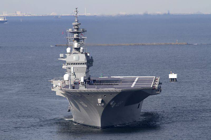ВМС Японии впервые приступили к выполнению зарубежной миссии