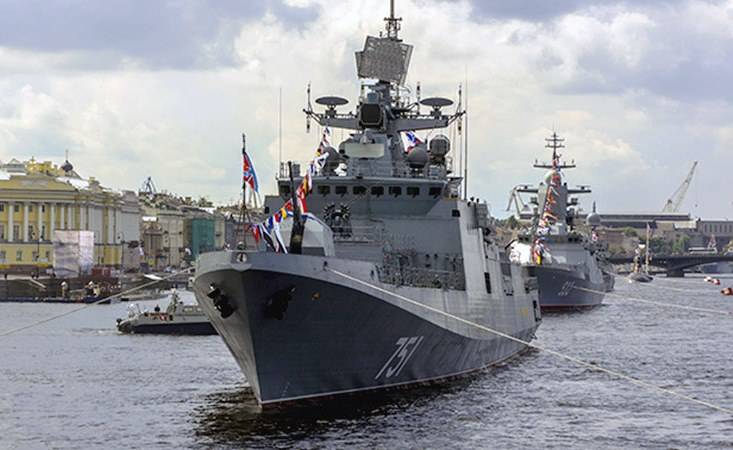 Ненашев объяснил сокращение количества кораблей на военно-морском параде в Петербурге