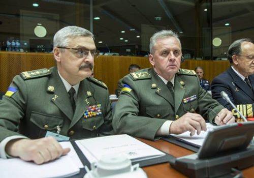 Муженко: ЕС и НАТО предложили  нестандартные подходы к противодействию "российской агрессии"