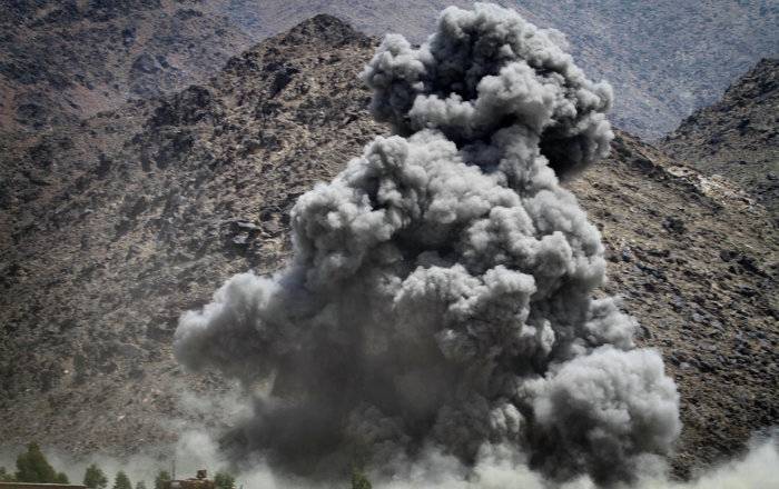 Трое полицейских погибли в Афганистане в результате авиаудара американских ВВС