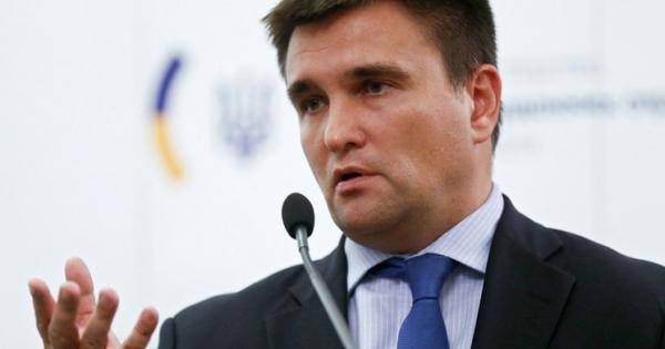 Климкин признал, что введение виз с РФ создаст проблемы для граждан Украины