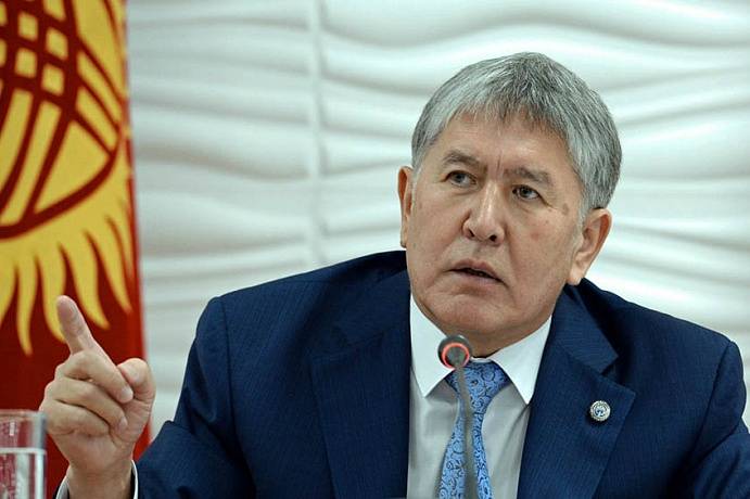 Президент Киргизии о противодействии радикализму: Не расшибайте свои лбы, а занимайтесь наукой