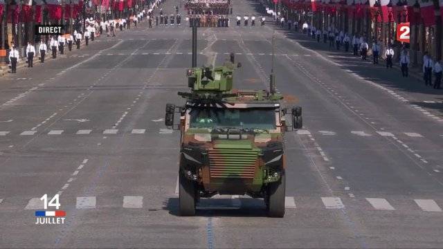 Франция продемонстрировала новую многоцелевую бронированную машину Griffon
