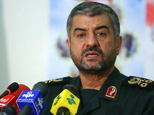 Командующий КСИР: США должны ликвидировать свои базы на расстоянии 1000 км от Ирана