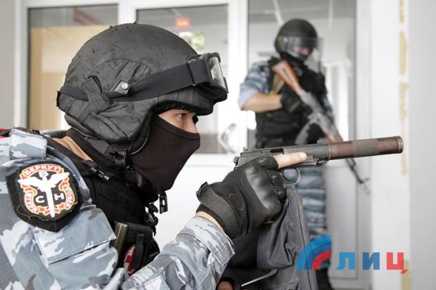 В ЛНР прошли учения по противодействию украинскому спецназу и диверсантам