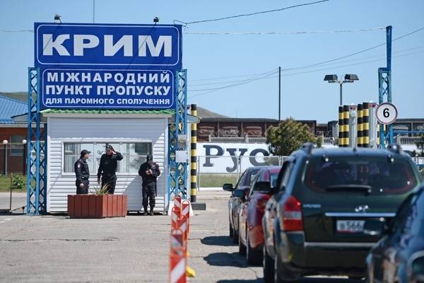 Украина создала вербовочные пункты на границе с Крымом