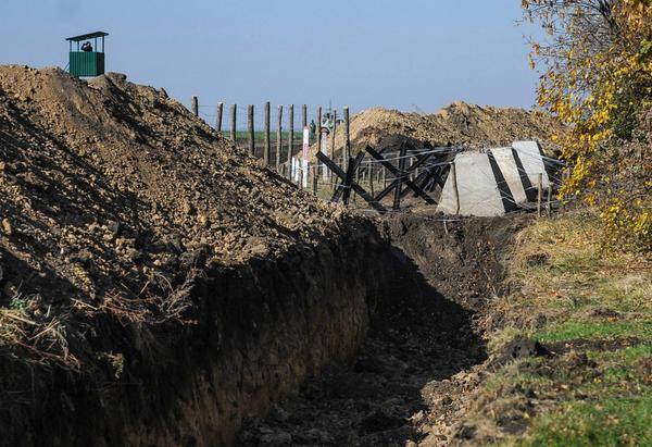 На Украине расследуются хищения при постройке «Стены»