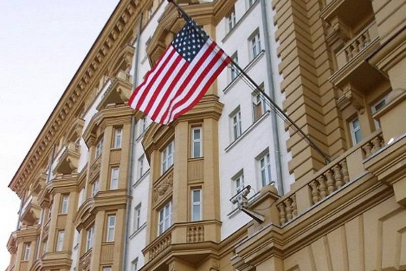 В МИД предложили Вашингтону сократить число сотрудников дипмиссии США в России