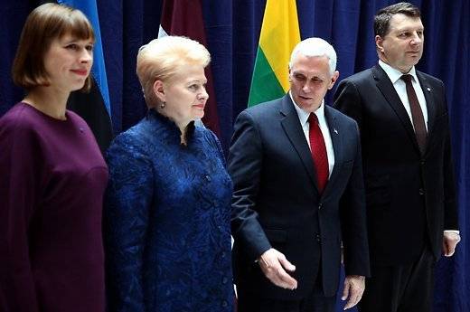 Президент Литвы рассказала Пенсу о "новой угрозе" со стороны России